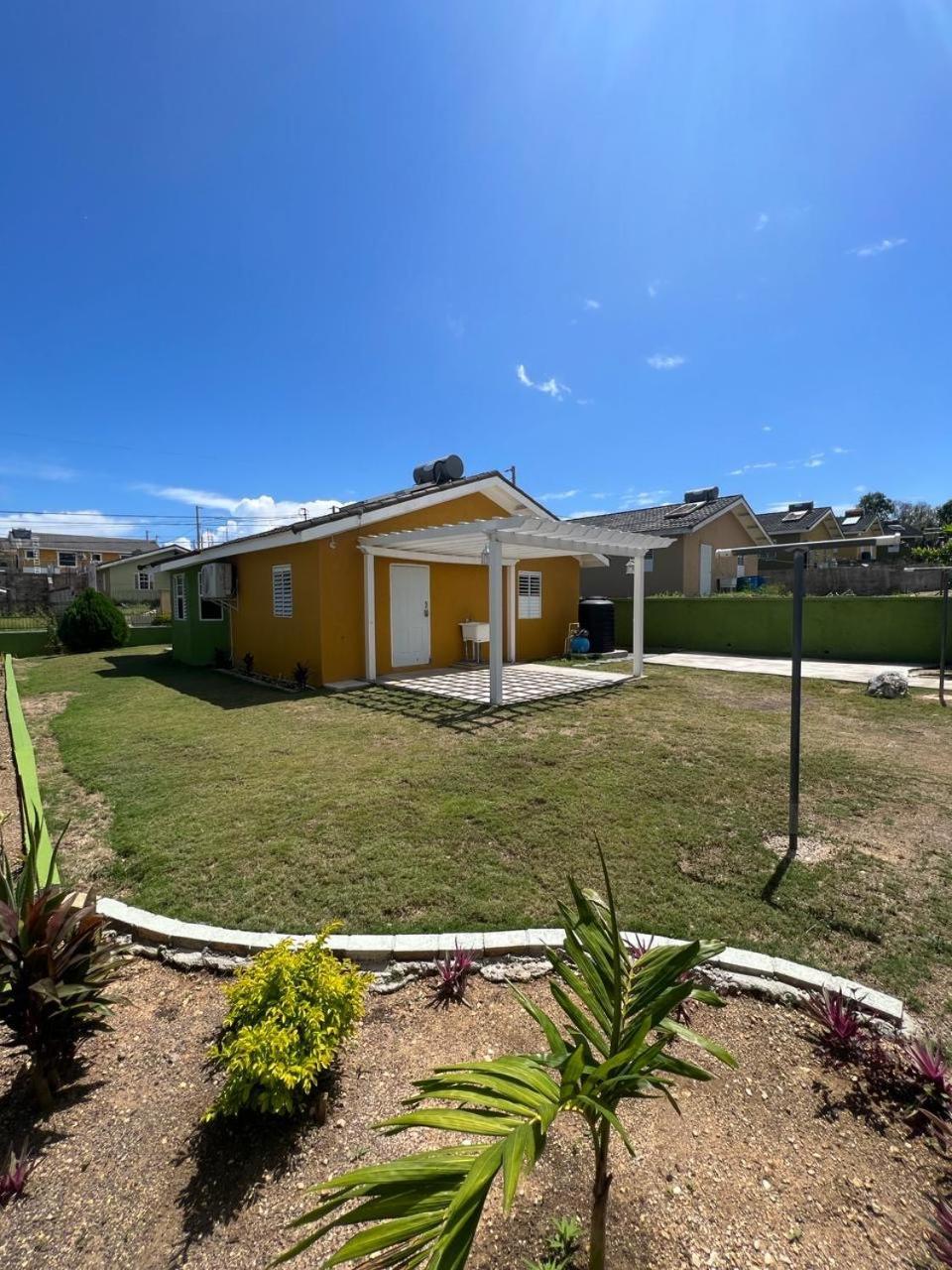 Reddie Vacation Homes Windsor  외부 사진